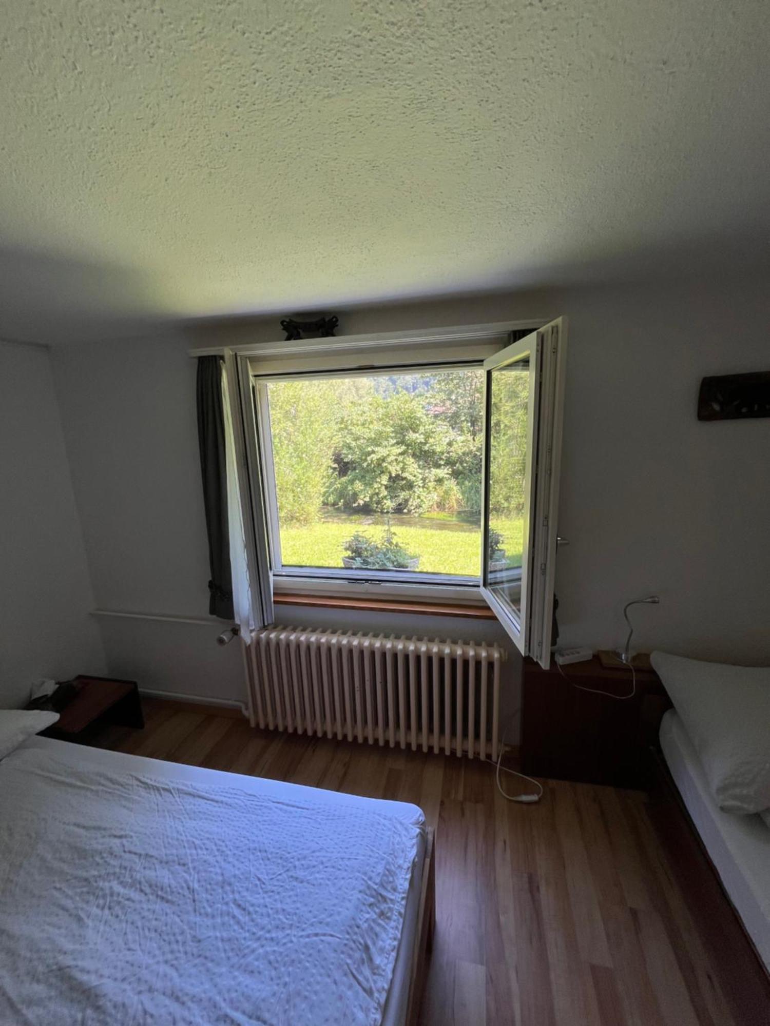 Quarto em Acomodações Particulares Bristenblick Fluelen